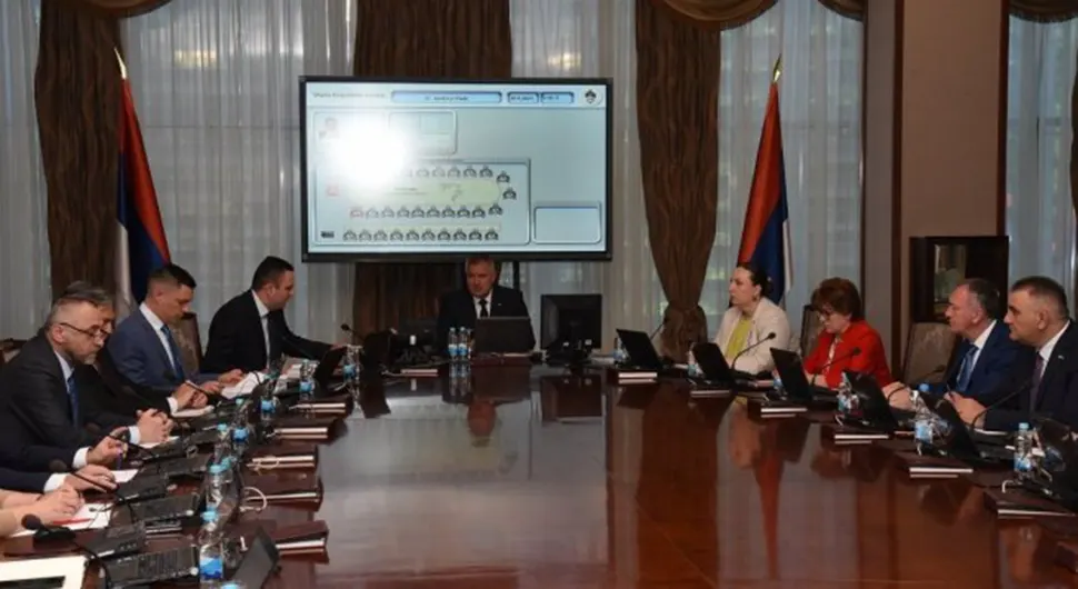646f6c3e37f8d-vlada rs.webp